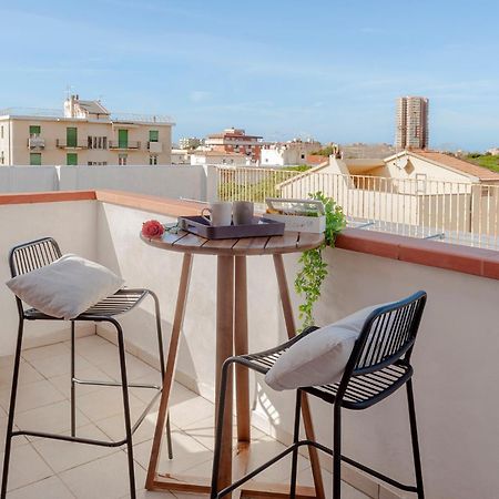 Suite Attico In Centro - Parcheggio Gratuito Livorno Dış mekan fotoğraf